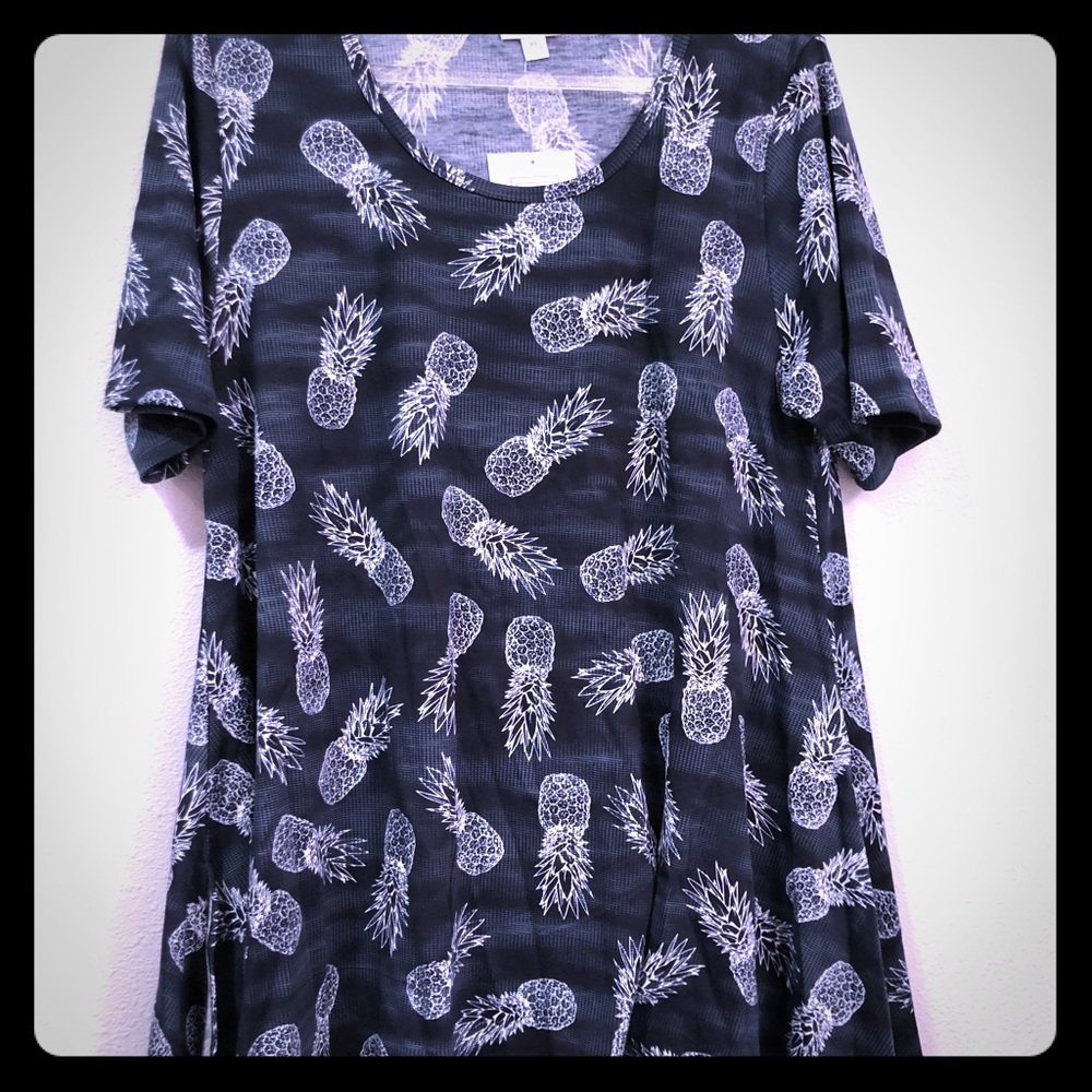 Lularoe Pineapple Perfect T XL NWT